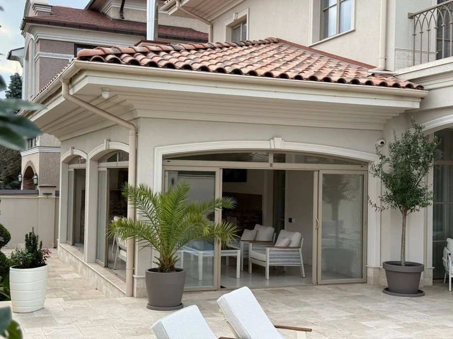 Продажа дома ПРЕМИУМ класса в Совиньоне, 330м²
