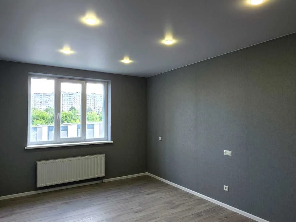 Apartment. Kharkiv, Peremohy Avenue.