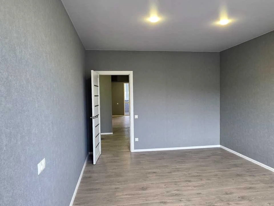 Apartment. Kharkiv, Peremohy Avenue.