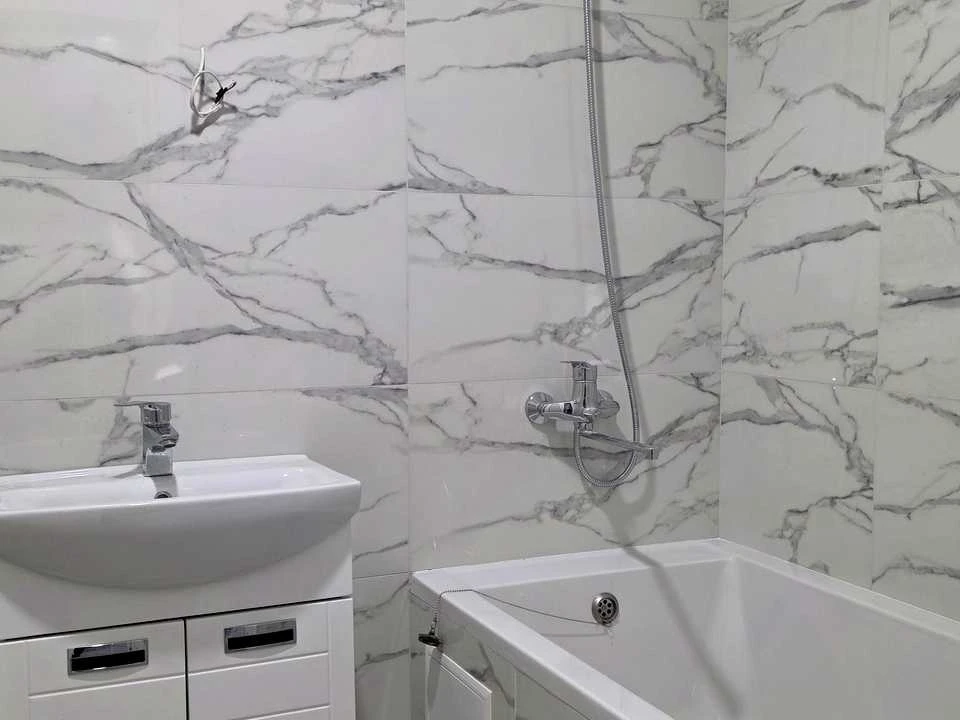 Apartment. Kharkiv, Peremohy Avenue.