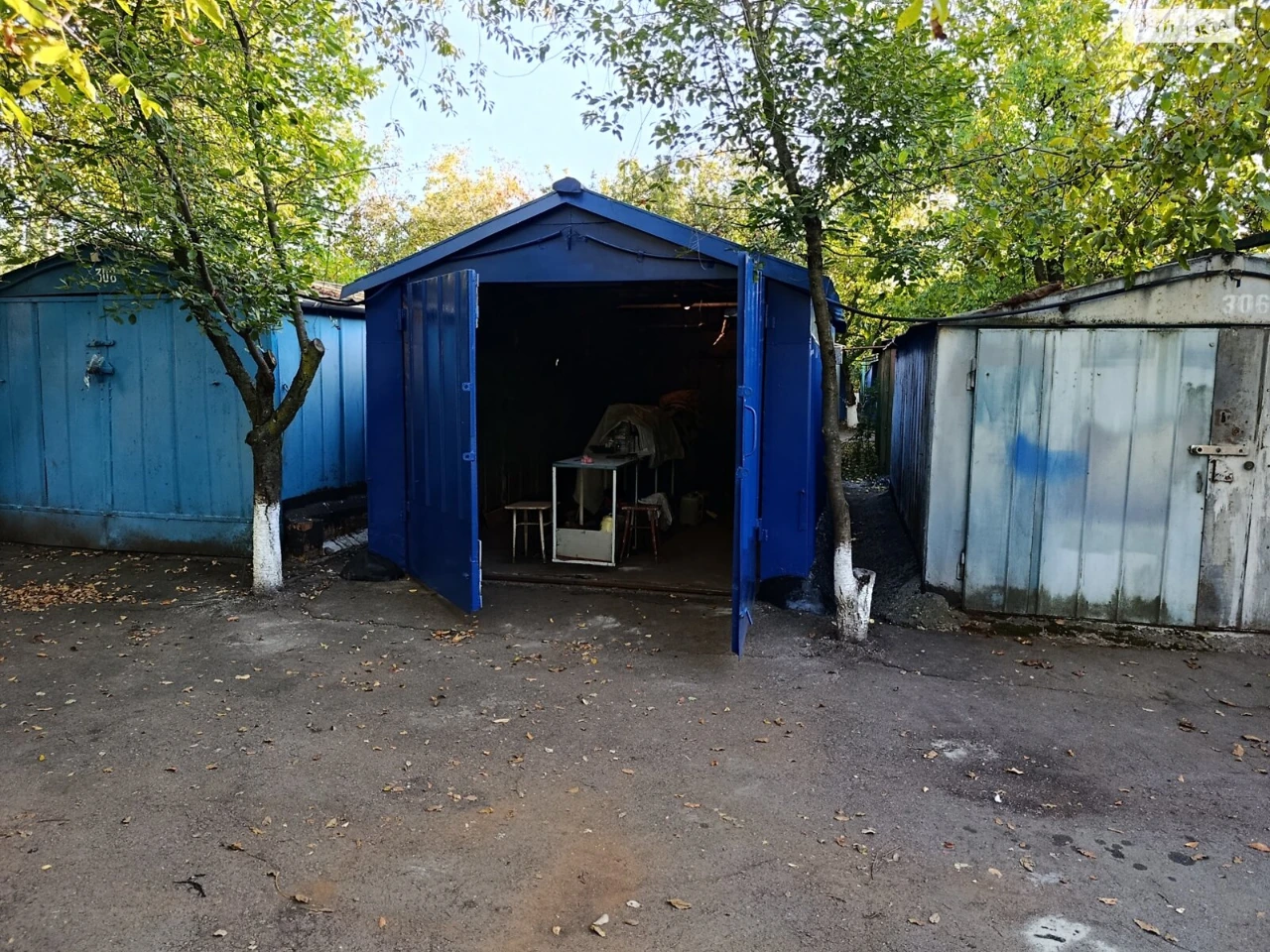 Продаж Місце в гаражному кооперативі Вишенька