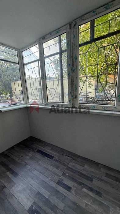 Продам уютную 2-к квартиру 50м² возле парка Марка Твена! Кир