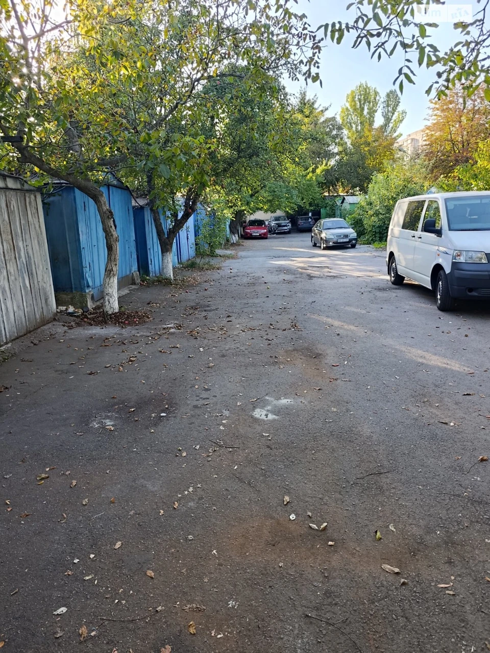 Продаж Місце в гаражному кооперативі Вишенька