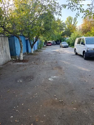 Продаж Місце в гаражному кооперативі Вишенька