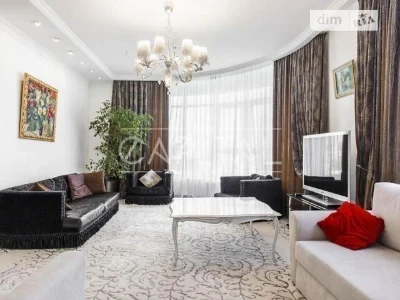 Sale of 4-room apartment 144 sq. m on Knyaziv Ostrozkih St. 46/2