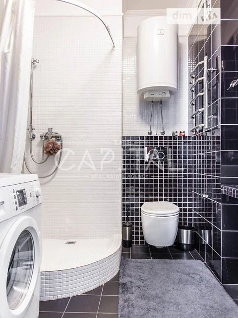 Sale of 4-room apartment 144 sq. m on Knyaziv Ostrozkih St. 46/2