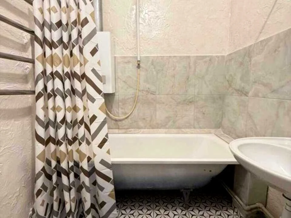 Apartment. Kharkiv, Bayrona Avenue.