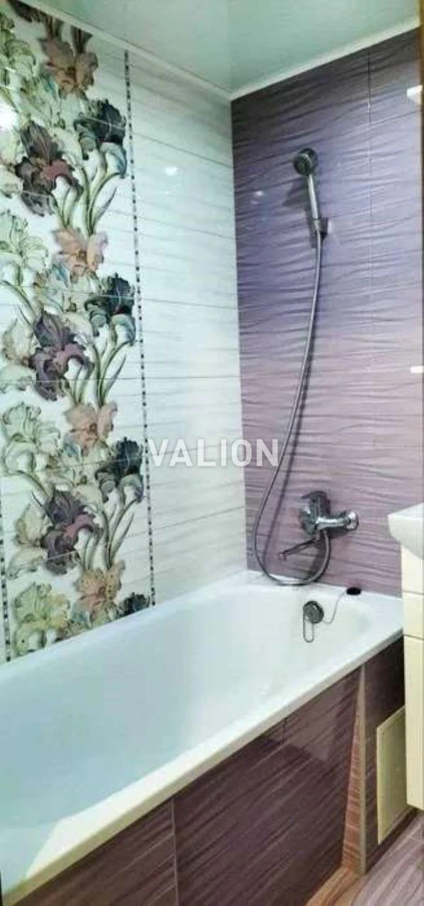 3-room apartment for sale, 17 Panteleimon Kulisha St.