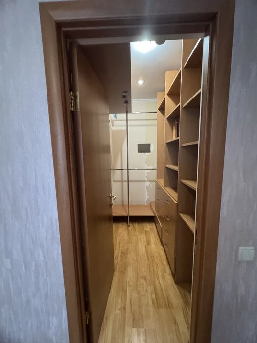 Продам 3х ком квартиру Приморском районе пер.Светлый