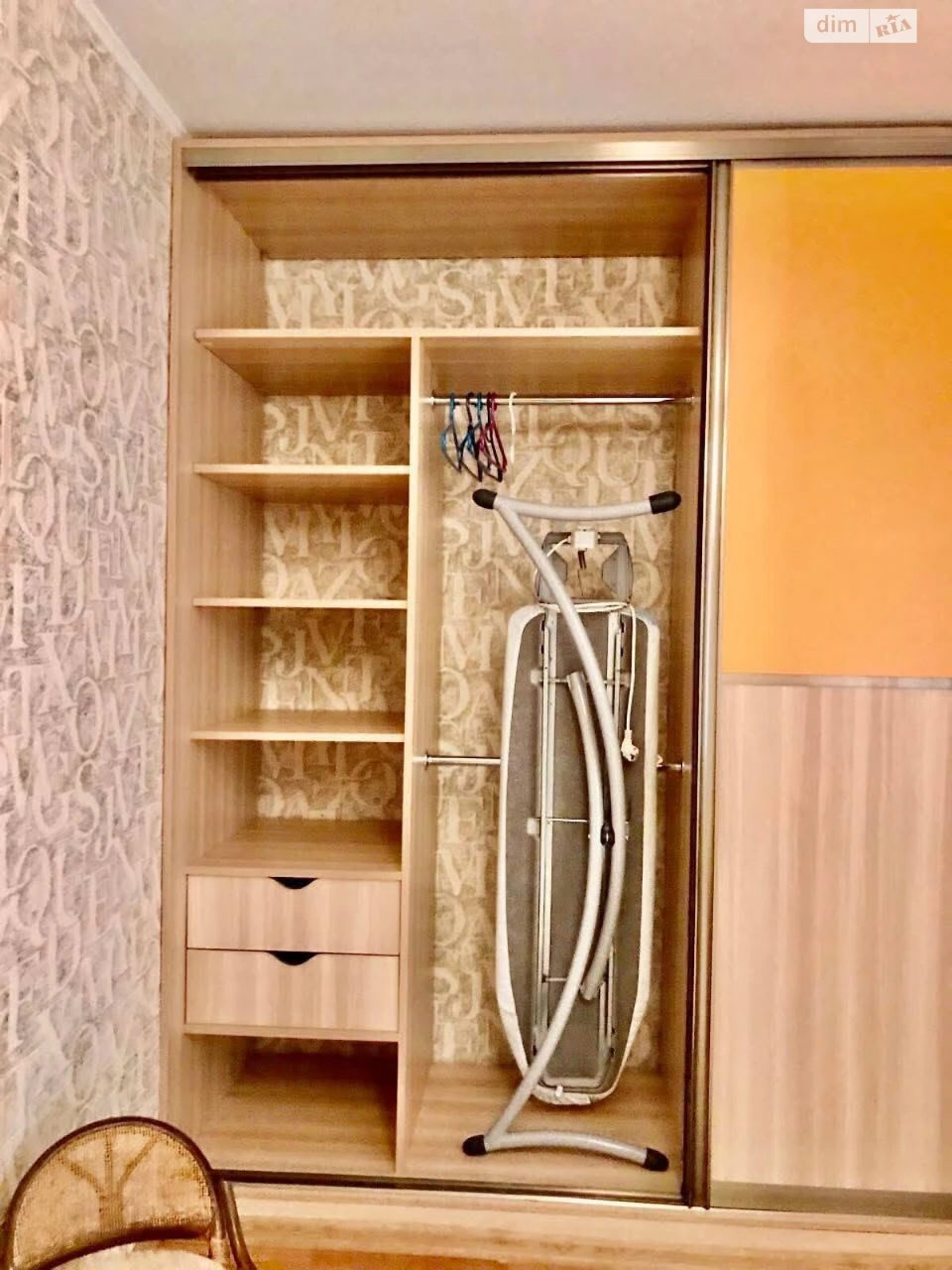 Продажа квартир Приморский.