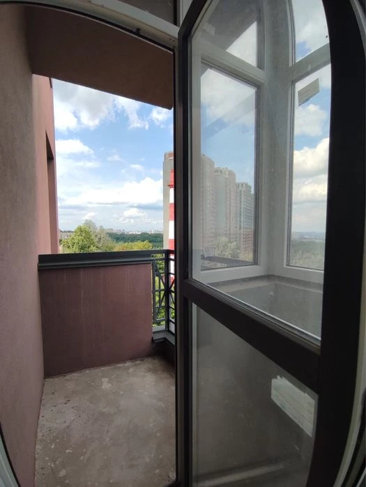 Продам велику 2кім квартиру 73м2, вул. Загорівська (Баггавут