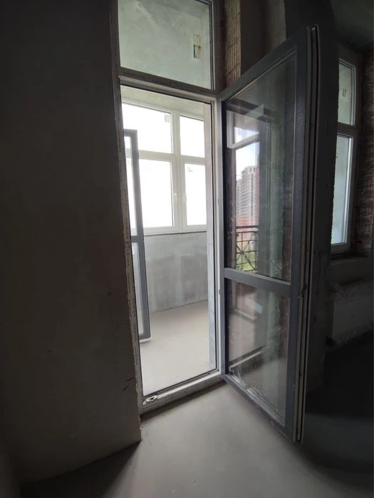 Продам велику 2кім квартиру 73м2, вул. Загорівська (Баггавут