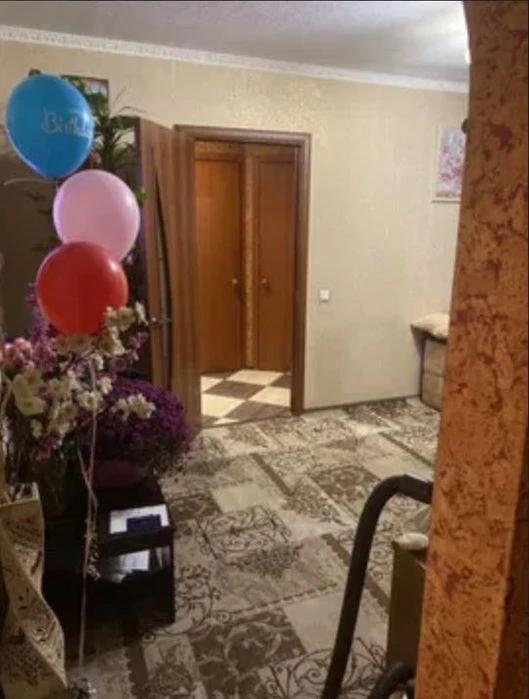 I will sell a 3-room apartment, str. Novoorlovskaya 22 (district of Ivan Maz. Ave