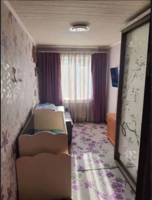 I will sell a 3-room apartment, str. Novoorlovskaya 22 (district of Ivan Maz. Ave