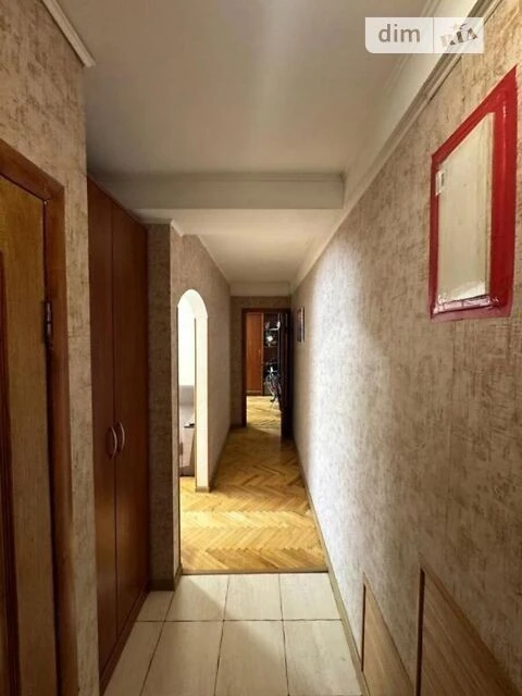 Продаж 2к квартири 43 кв. м на просп. Голосіївський 122 • ID