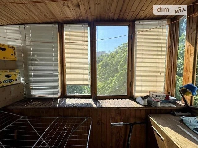 Продаж 2к квартири 43 кв. м на просп. Голосіївський 122 • ID