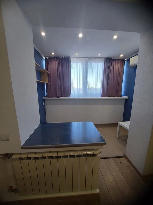 I will sell an ideal 2-room apartment on Sholom Aleichem 17 B street with a