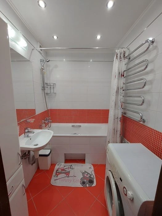 I will sell an ideal 2-room apartment on Sholom Aleichem 17 B street with a