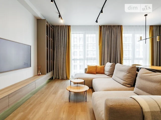 Sale of 2-room apartment 61 sq. m. on Mykhaylo Maksymovycha st. 26G