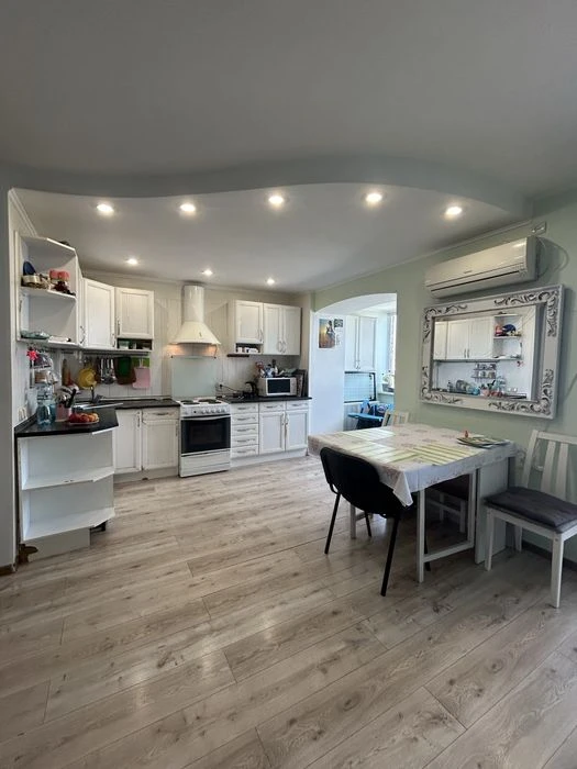 We are looking for caring owners for the apartment