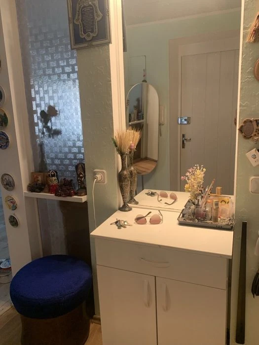 We are looking for caring owners for the apartment