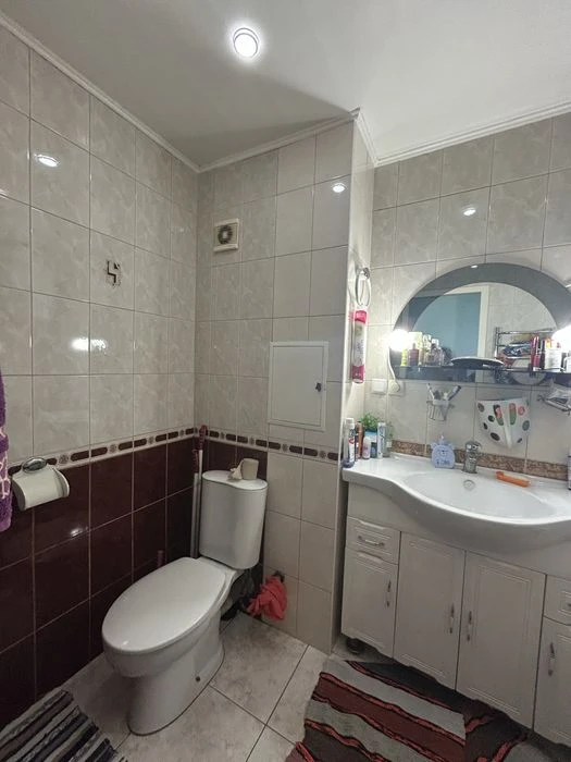 We are looking for caring owners for the apartment