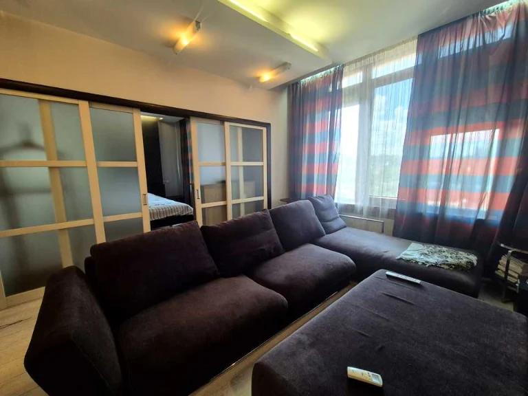 Apartment. Kyiv, Zhylyanska Street.
