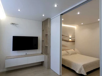 Apartment. Kharkiv, Myru St.