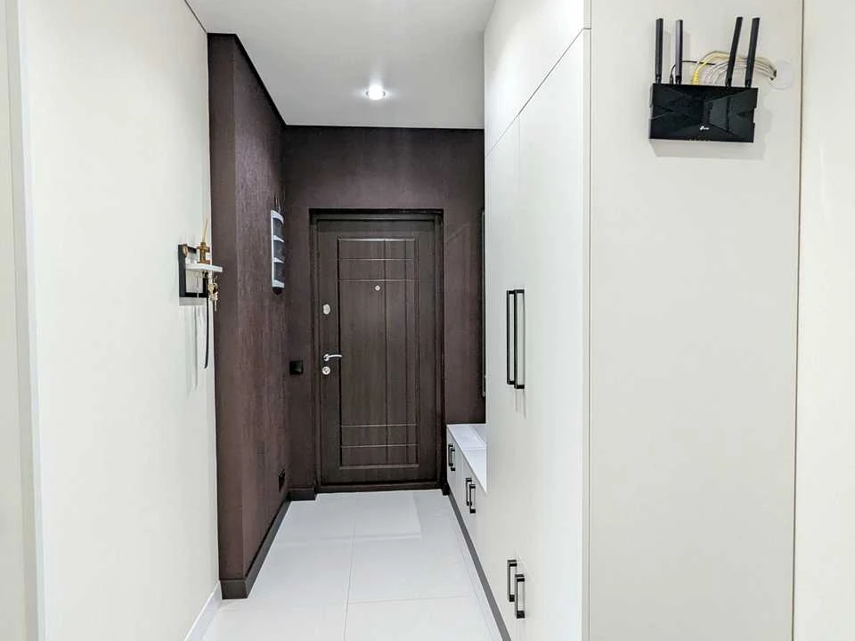 Apartment. Kharkiv, Myru St.