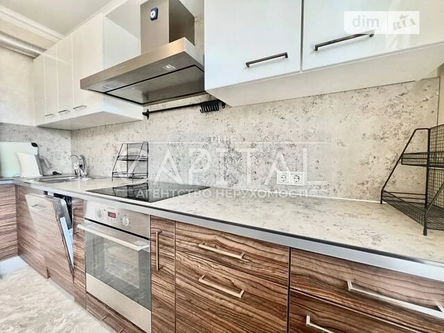 Продажа 3к квартиры 70 кв. м по ул. Ахматовой Анны 24 • ID 3