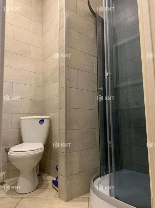 3 rooms, 45 sq. m. Center (Korolenko 25, Nikolsky Shopping Center, Constitution Square)
