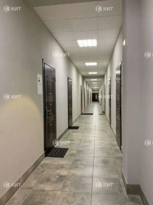 3 rooms, 45 sq. m. Center (Korolenko 25, Nikolsky Shopping Center, Constitution Square)