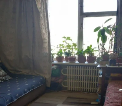 Продаётся 2 ком квартира Правый берег