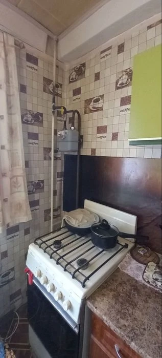 Продаётся 2 ком квартира Правый берег