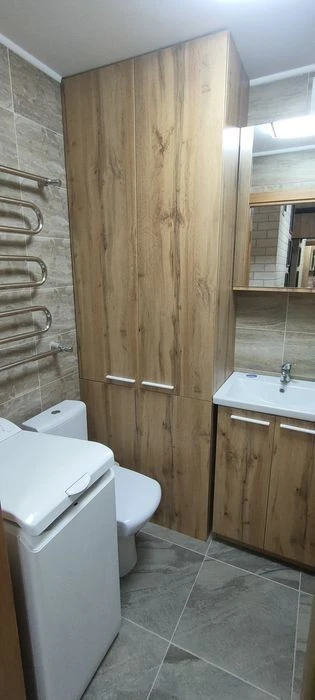 One-room apartment for sale at Svobody Ave. 30-b, Vynohradar