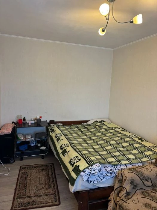 1к цегла, в ваній тепла підлога зроблено капітальний ремонт
