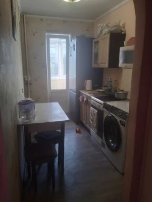 Продам 2 комнатную квартиру Бул.Строителей 3 этаж