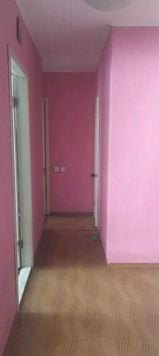 Продам 2 комнатную квартиру Бул.Строителей 3 этаж