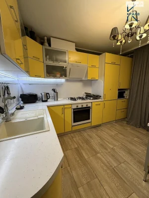 Продаж Квартира Озерна