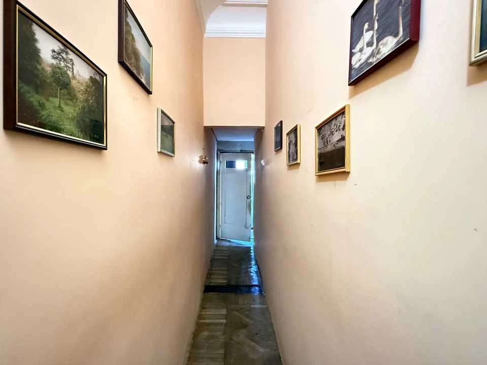 Apartment. Odesa, Sadovaya St.