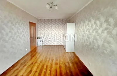 Продам 2-кімнатну квартиру 73,3 м2 вул Є.Чавдар 4, ст м.Осок