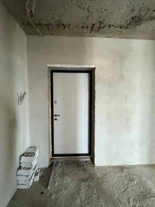 Продается 2-х комнатная квартира в готовом доме на сдаче.