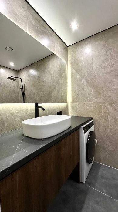 Luxurious 2km apartment 66m2 with furniture and appliances at the very center