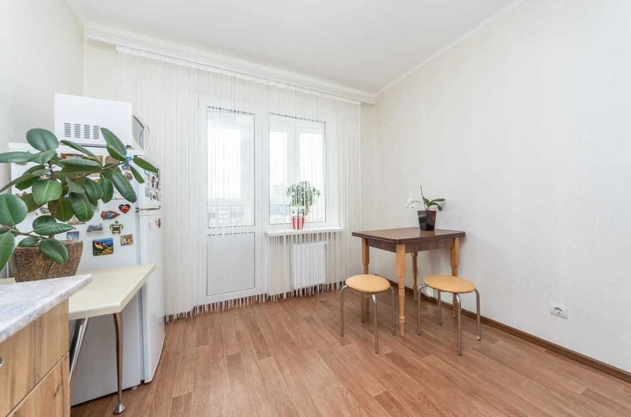 Продаж 2-кімнатної квартири 54 м², Софії Русової, 7