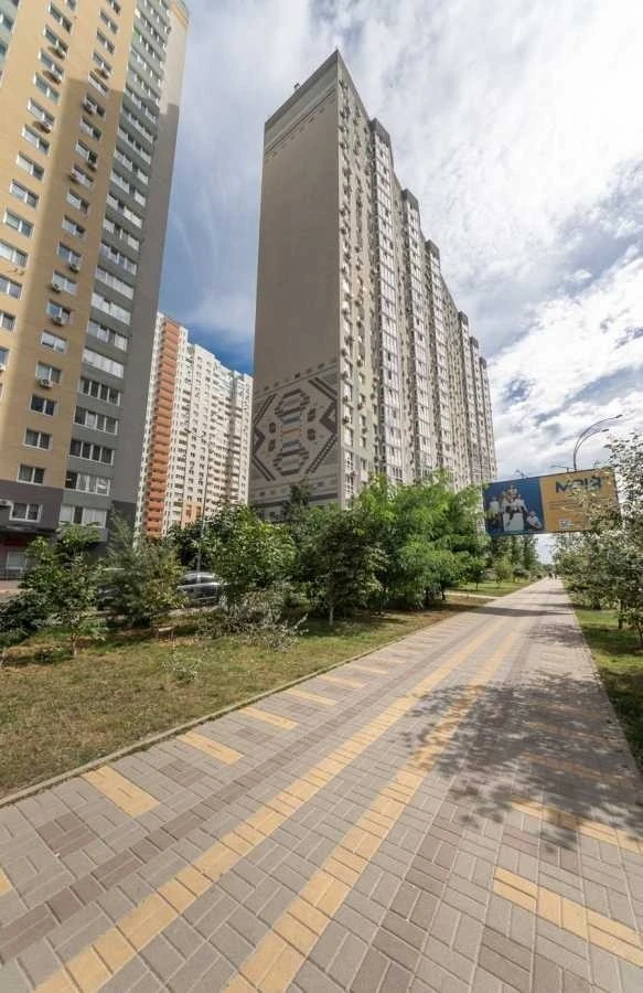 Продаж 2-кімнатної квартири 54 м², Софії Русової, 7
