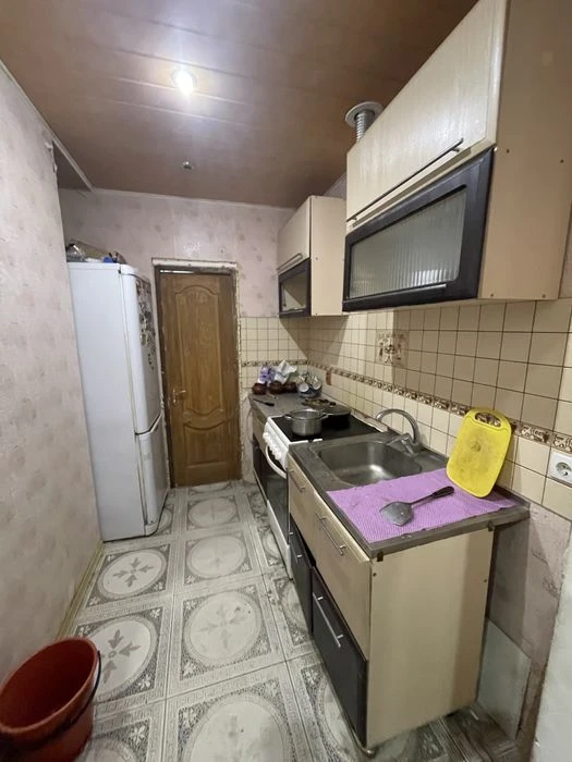 Selling a 1-room apartment in Saltovka 602 m/r.