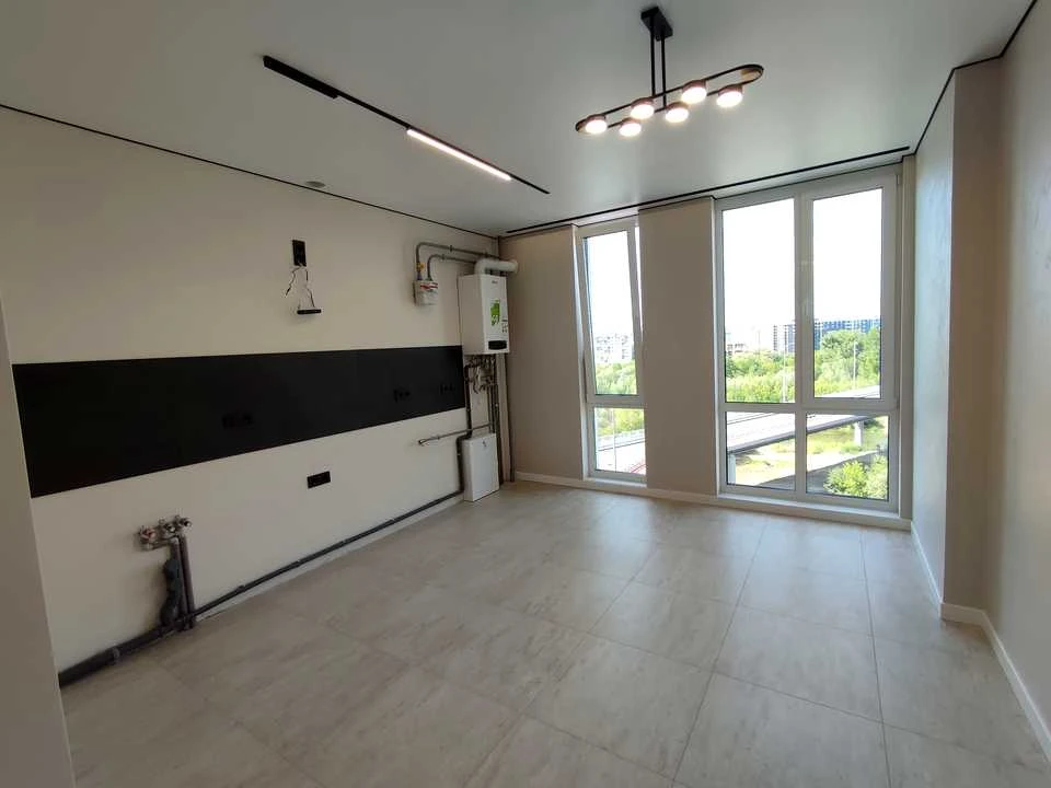 Apartment. Ivano-Frankivsk, Nadrichna St., (Building 2)