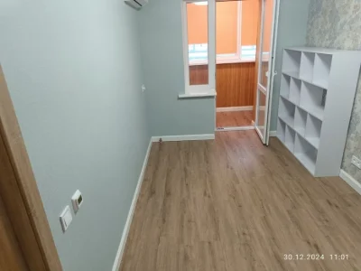 4-room apartment, 100 sq.m. new repair of furniture and equipment
