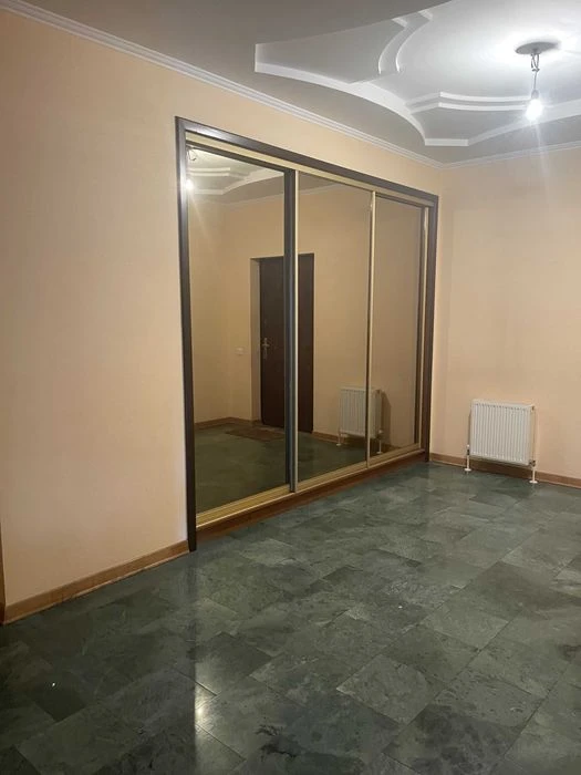 Продажа 5-комнатной квартиры на пр. Шевченко в клубном доме