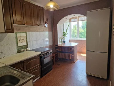 3rd apartment for sale in Aleksandrovsky district